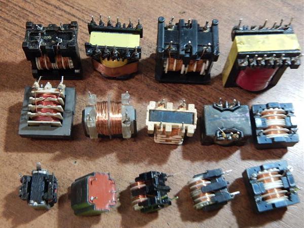 Продам Трансформаторы мини (14 шт)