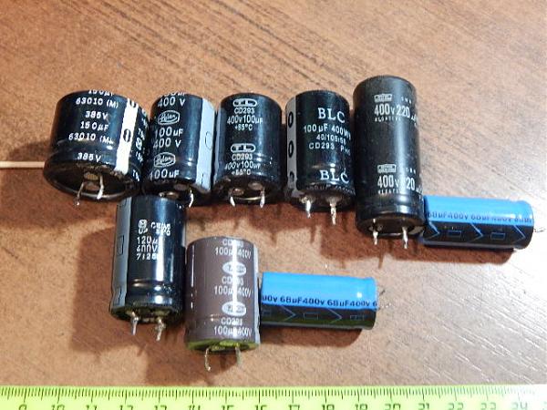 Продам Конденсаторы электролитические 400 v(9 шт)