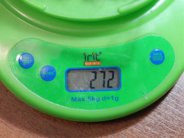 Продам Конденсаторы электролитические(272 грамм)