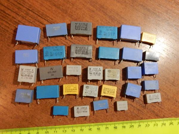 Продам Конденсаторы (31 шт)