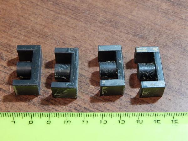 Продам Сердечники ферритовые (2 шт)