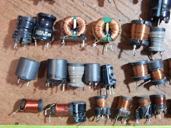 Продам Катушки дроссели на ферритах (34 шт)