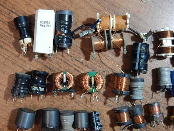 Продам Катушки дроссели на ферритах (34 шт)