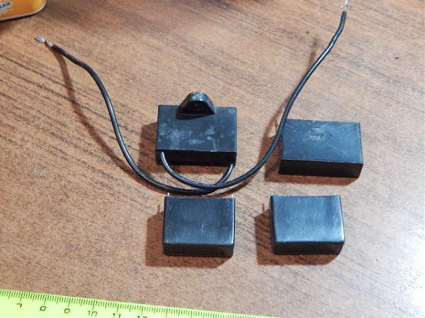 Продам Конденсаторы пусковые(4 шт)