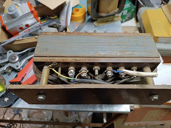 Продам трансформатор трехфазный