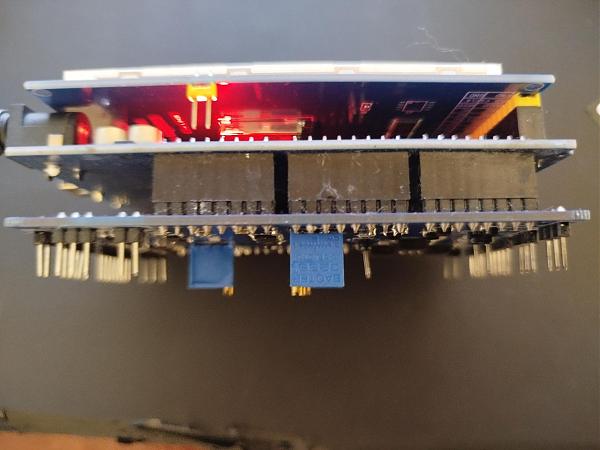 Продам Контроллер с LCD дисплеем для транзисторного УМ