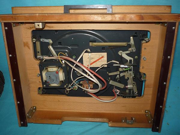 Продам Проигрыватель грампластинок от радиолы "Симфония"