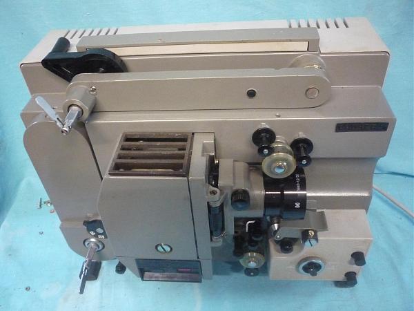 Продам Кинопроектор 16мм звуковой "Радуга-2" новый