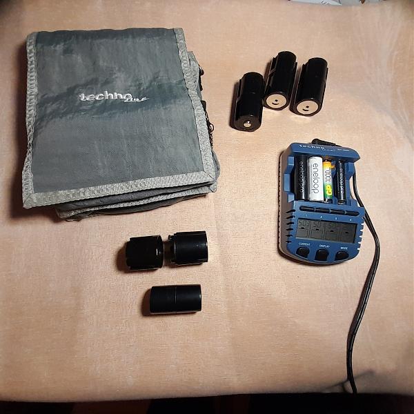 Продам Зaрядник