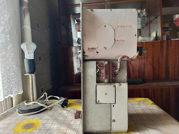 Продам усилитель мощности ум-1