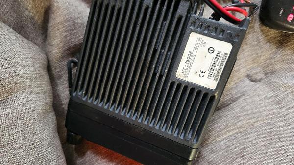 Продам Yaesu ft-7800e