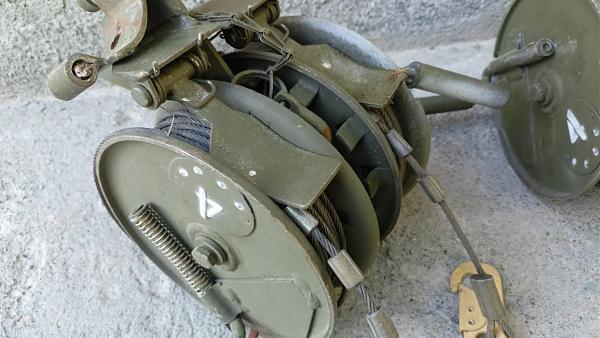 Продам Лебедки с тросами от мачты Р-409