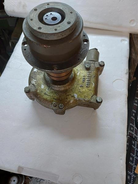 Продам Редуктор для поворотного устройства