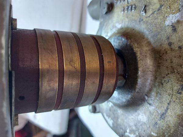 Продам Редуктор для поворотного устройства