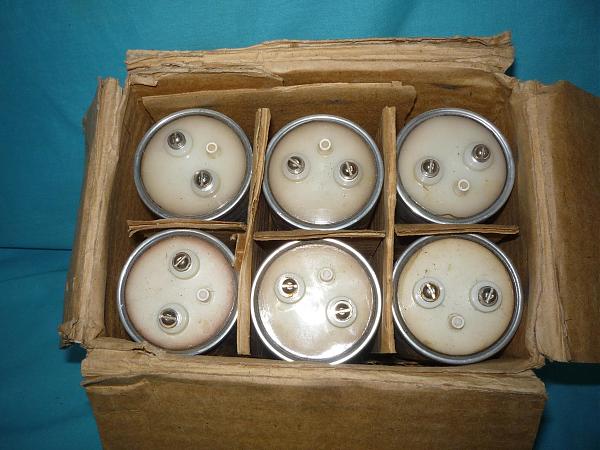 Продам Конденсаторы отечественные К50-18 15000 х 80в нов