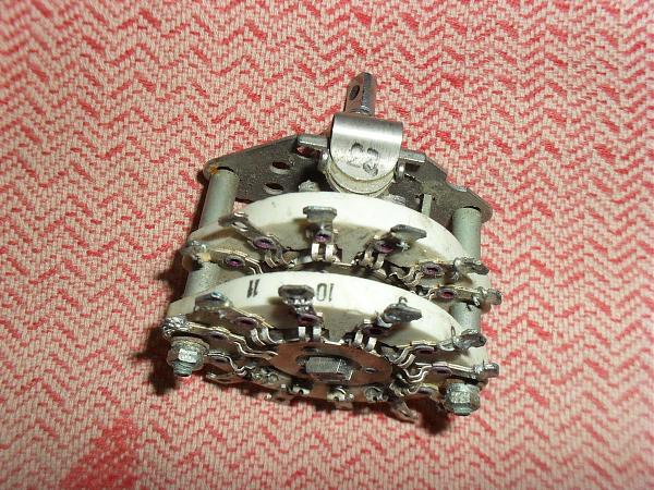 Продам Переключатель галетный ПГК 11 положений (разные)