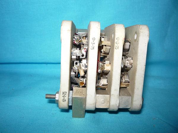 Продам Панельки фарфоровые под генераторные лампы