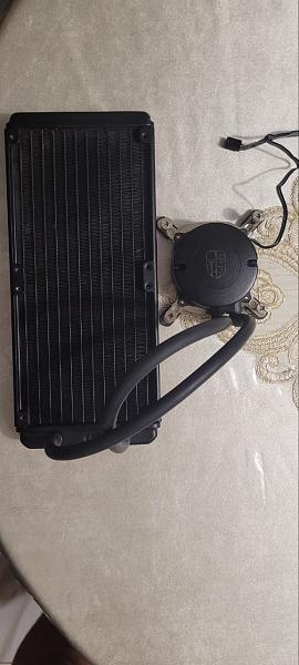 Продам Водяное охлаждение Gamer Storm Maelstrom 240T