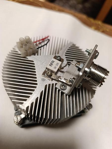 Продам Эквивалент нагрузки 50 Ом, 250 Вт