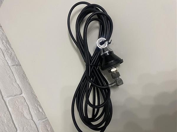 Продам Антенна ANLI HI-FLUX, врезное основание СВ