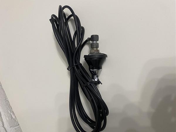 Продам Антенна ANLI HI-FLUX, врезное основание СВ