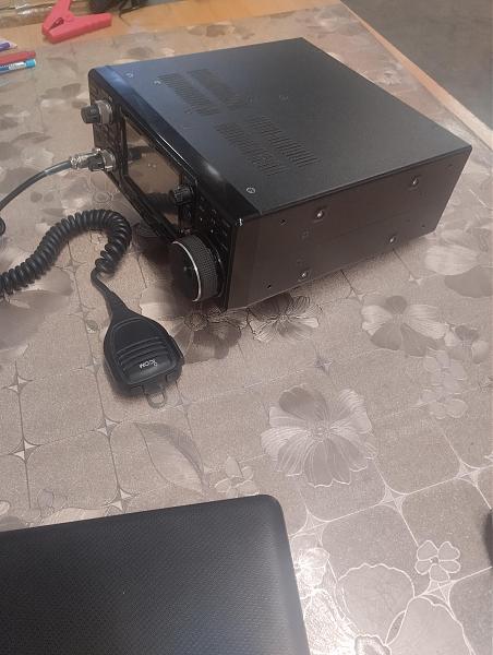 Продам ICOM 7300 Япония