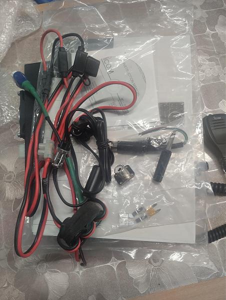 Продам ICOM 7300 Япония