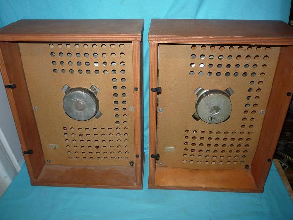 Продам Аккорд-стерео" колонки от проигрывателя 4вт х 4ом