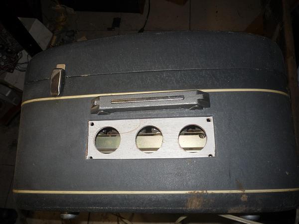 Продам Магнитофон начала 60-х г.г. "Тембр" рабочий