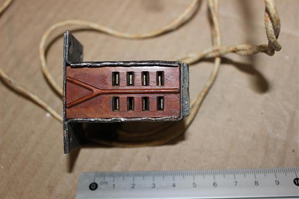 Продам Радиоприёмника УС-9 разъём штекер колодка питания