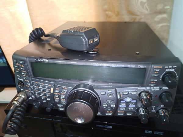 Продам Kenwood TS-2000