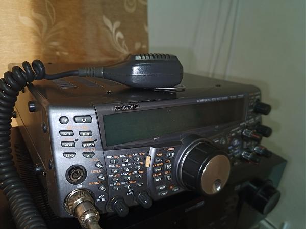 Продам Kenwood TS-2000