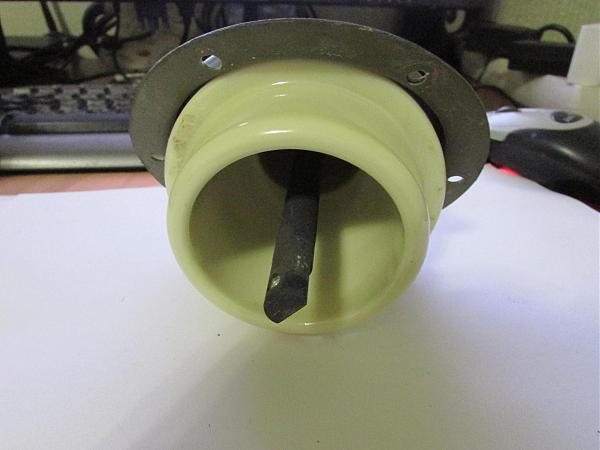 Продам большой проходной изолятор