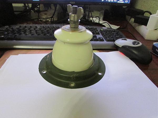 Продам большой проходной изолятор