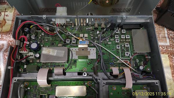 Продам Радиоприёмник ICOM-R8500