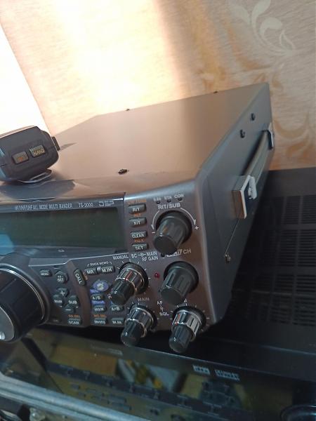 Продам Kenwood TS-2000