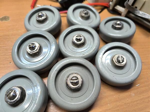 Продам Конденсаторы К15у-1 15kв 470 пф 40кВар