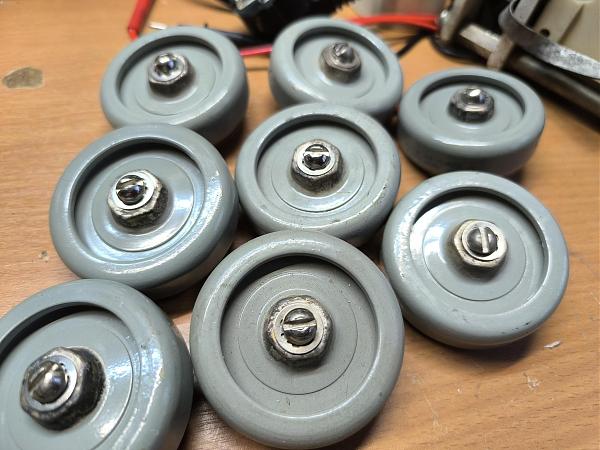 Продам Конденсаторы К15у-1 15kв 470 пф 40кВар