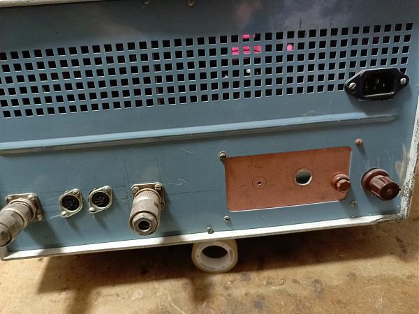 Продам корпус для усилителя мощности КВ