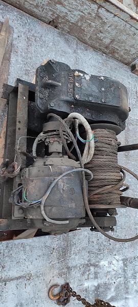 Продам лебëдка с редуктором рм 250 бу