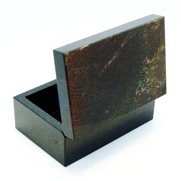 Продам Динозавр