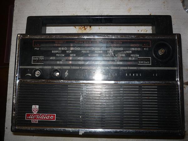 Продам Переносной приемник "Меридиан-201" на запчасти