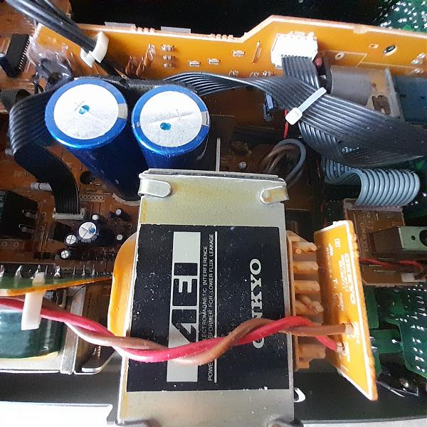 Продам А-922M пoлный уcилитeль