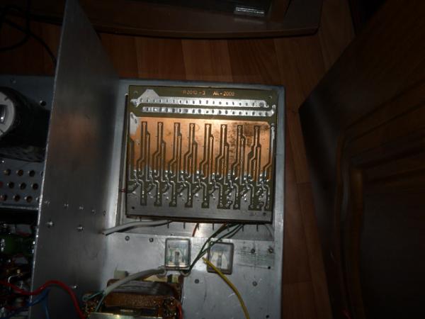 Продам 2 усилителя кв