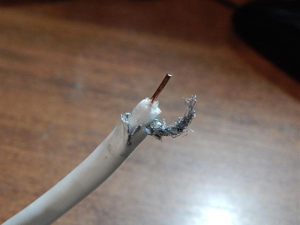 Продам Кабель антенный коаксиальный (4 м)