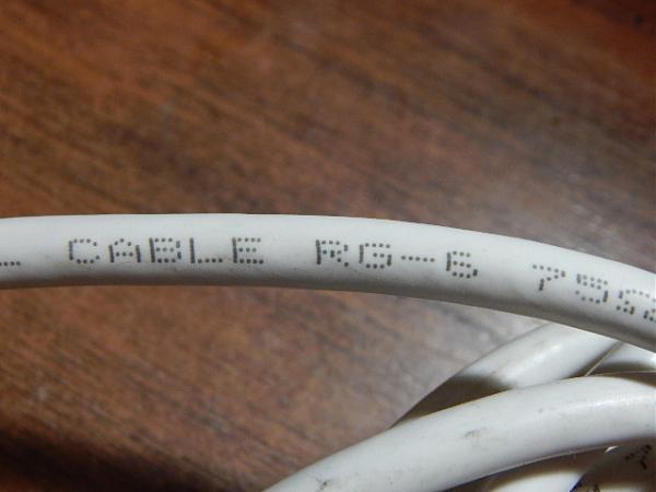 Продам Кабель антенный коаксиальный (4 м)