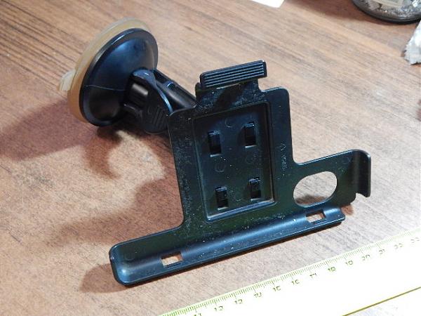 Продам Кронштейн крепления навигатора 13х8,5 см