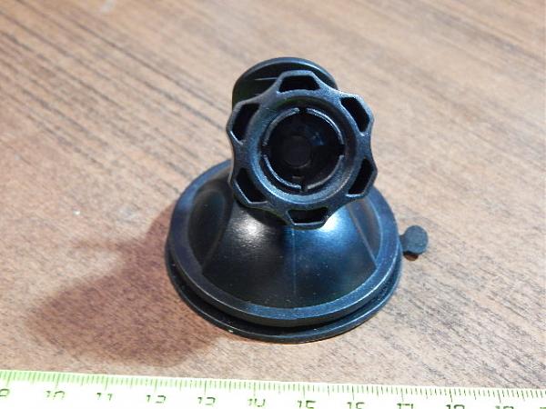 Продам Присоска к регистратору авто