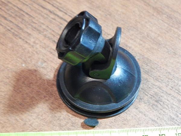 Продам Присоска к регистратору авто