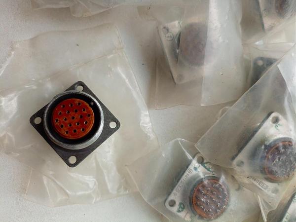 Продам шнуры и аксессуары к приборам